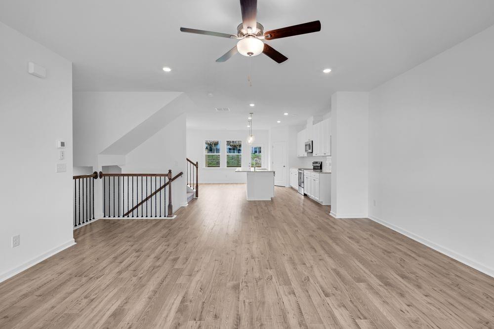 2843 Rosehall Way Property Photo 10