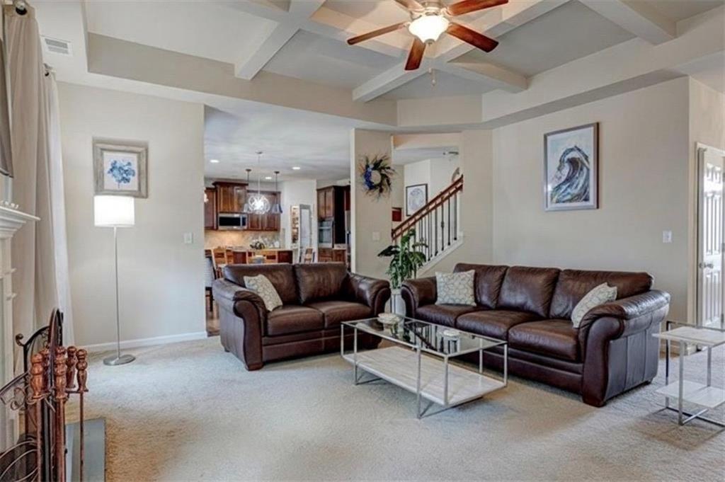 12090 Centerra Drive Property Photo 8