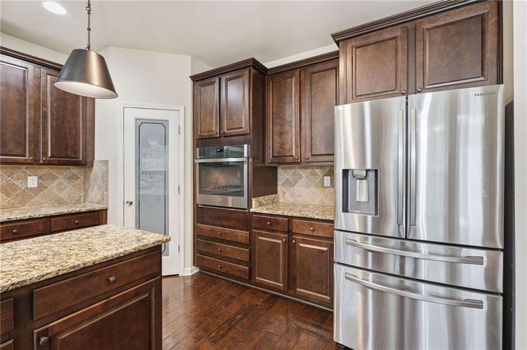12090 Centerra Drive Property Photo 10