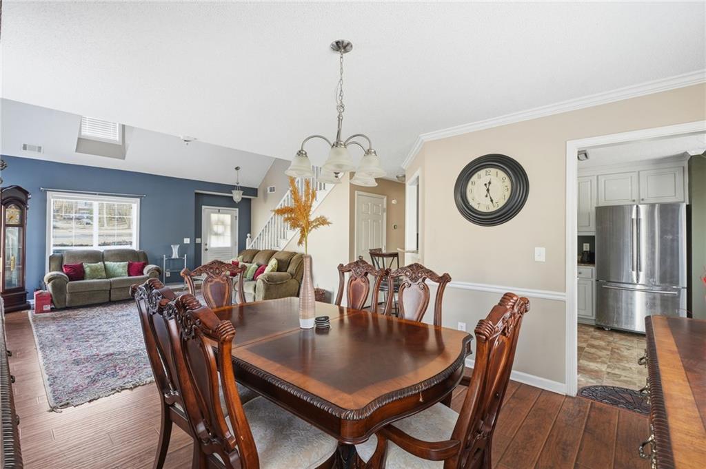 355 Radcliffe Trace Property Photo 6