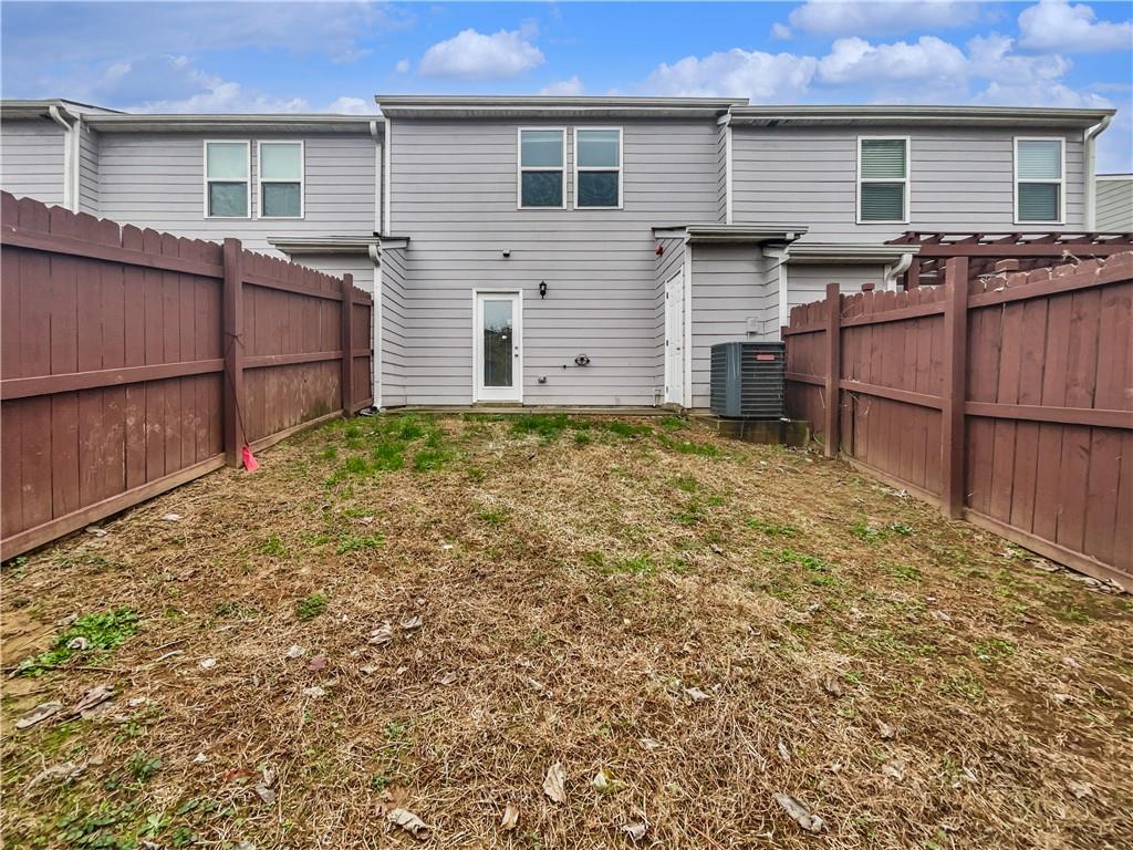 6247 Ellenwood Drive Property Photo 5