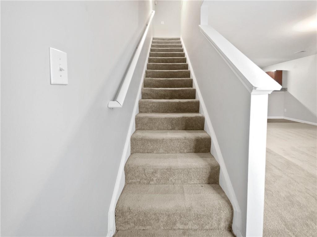 6247 Ellenwood Drive Property Photo 13
