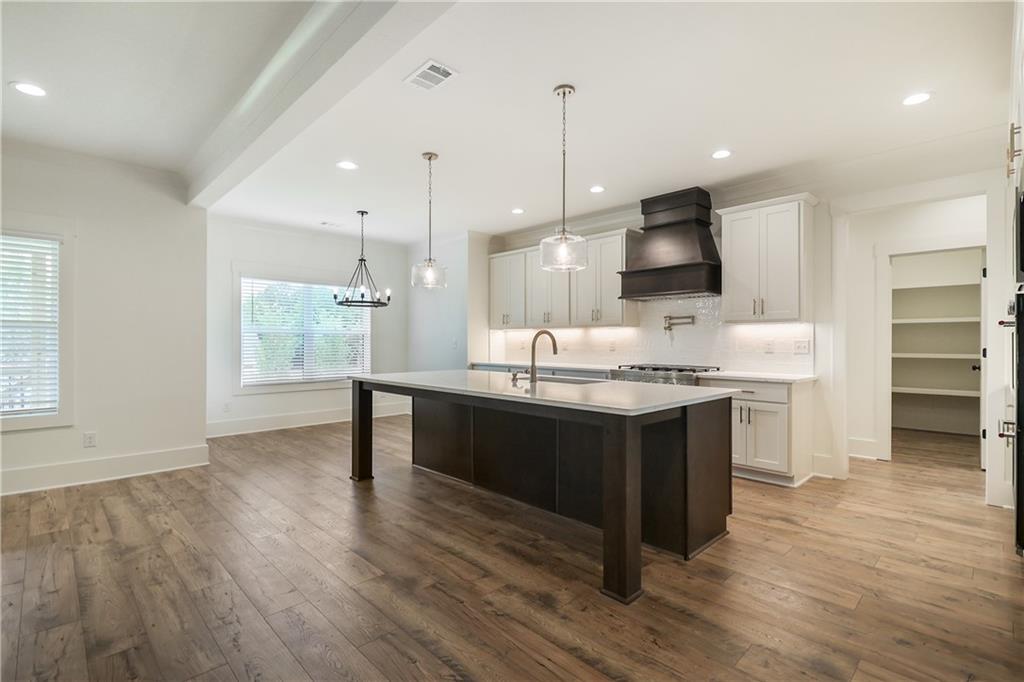 2113 Stonegate Way Property Photo 15