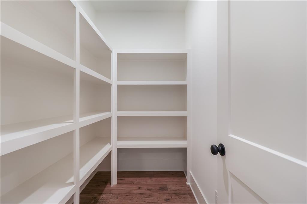 2113 Stonegate Way Property Photo 19