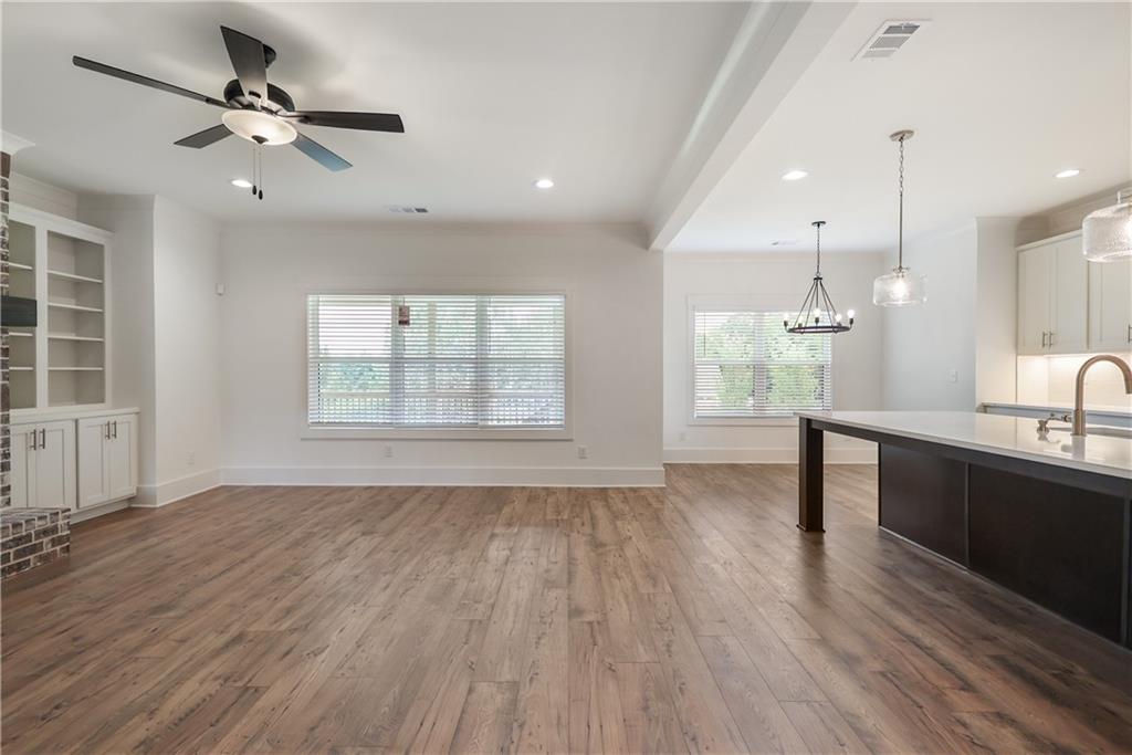 2113 Stonegate Way Property Photo 22