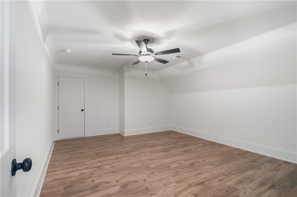 2113 Stonegate Way Property Photo 32