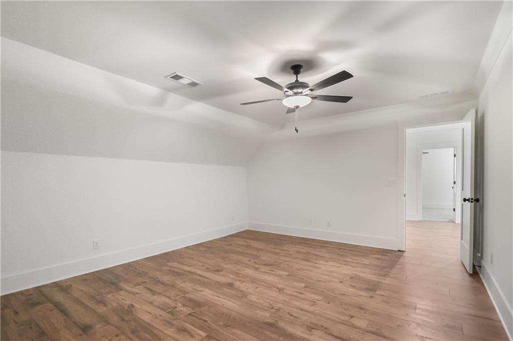 2113 Stonegate Way Property Photo 33
