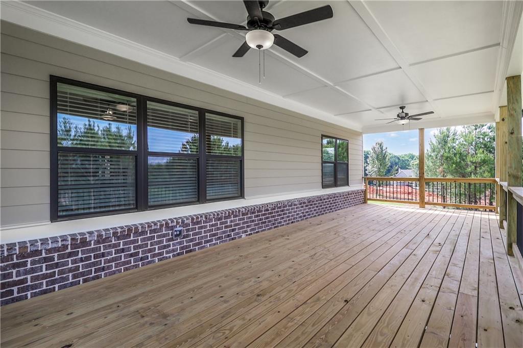 2113 Stonegate Way Property Photo 42