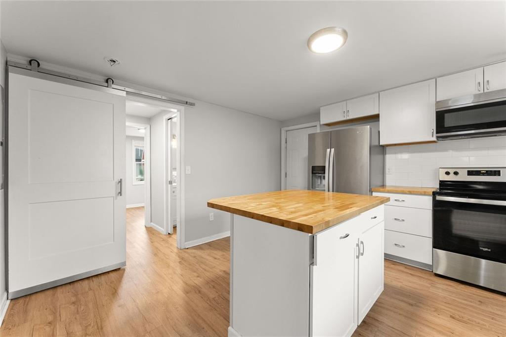 212 Walker Drive Property Photo 11