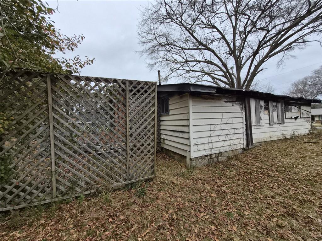 6203 Castlewood Drive Property Photo 1