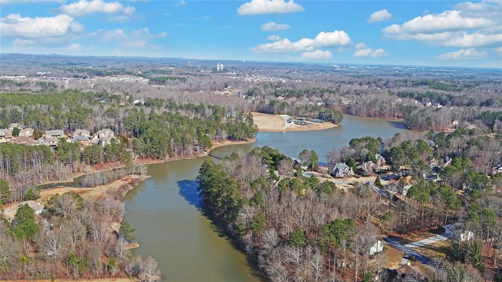 2540 Wyndham Park Drive Property Photo 4