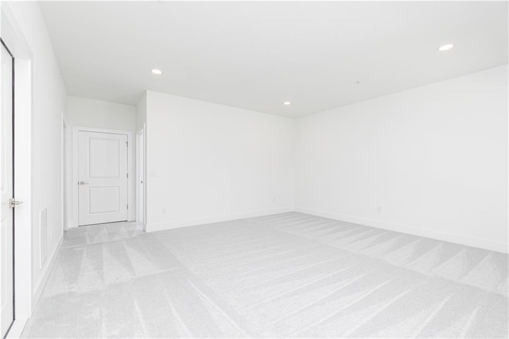 2244 Crestview Drive Unit 35 Property Photo 17