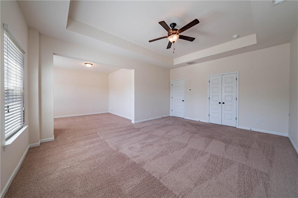 10 Edgewater Court Property Photo 12