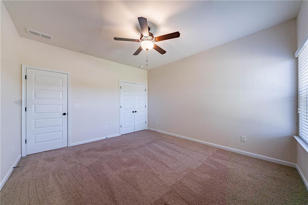 10 Edgewater Court Property Photo 17