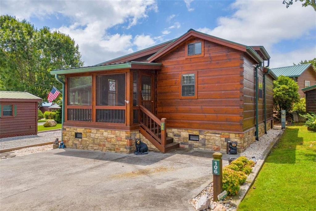 106 River Vista Drive