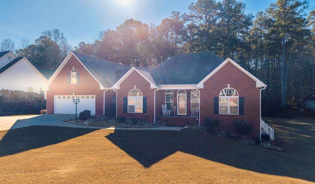 111 Watson Drive Property Photo 2