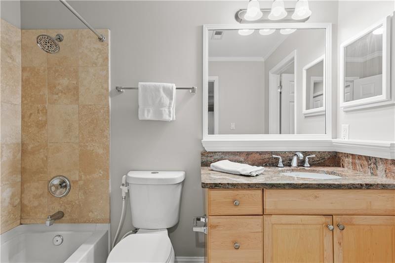 3655 Habersham Road Ne Unit A108 Property Photo 17