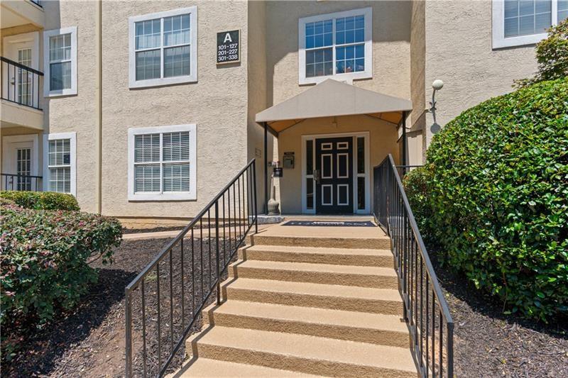 3655 Habersham Road Ne Unit A108 Property Photo 25