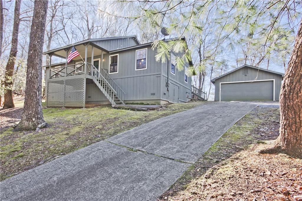 304 Sunset Court Property Photo 1
