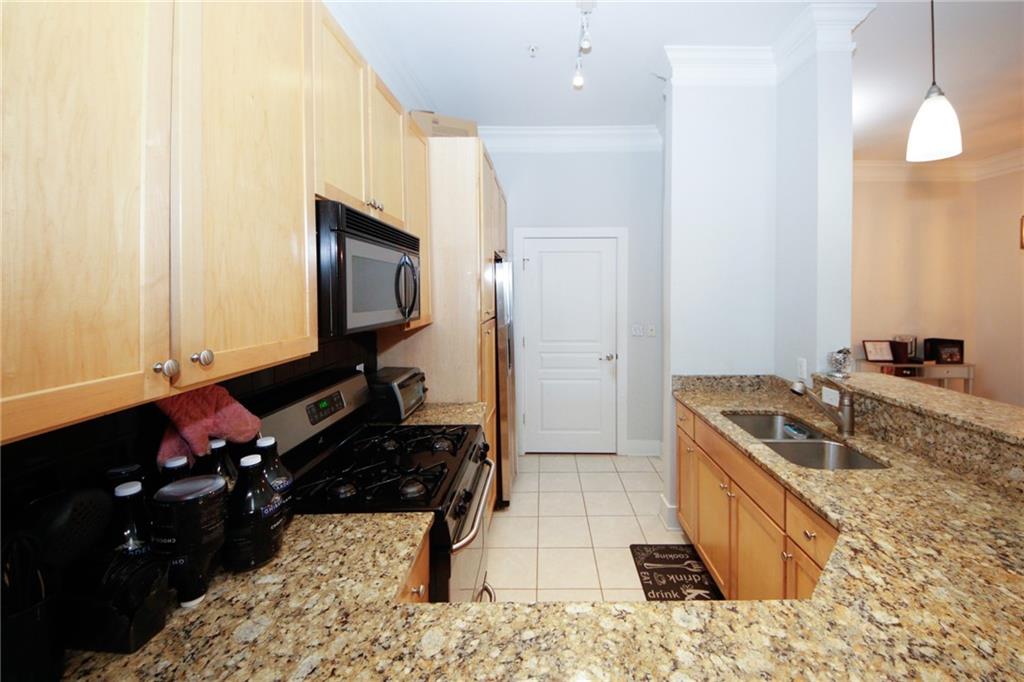 799 Hammond Drive Unit 116 Property Photo 22