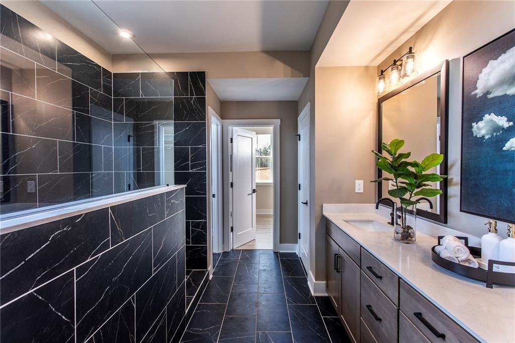 2042 Dave's Creek Road Property Photo 21