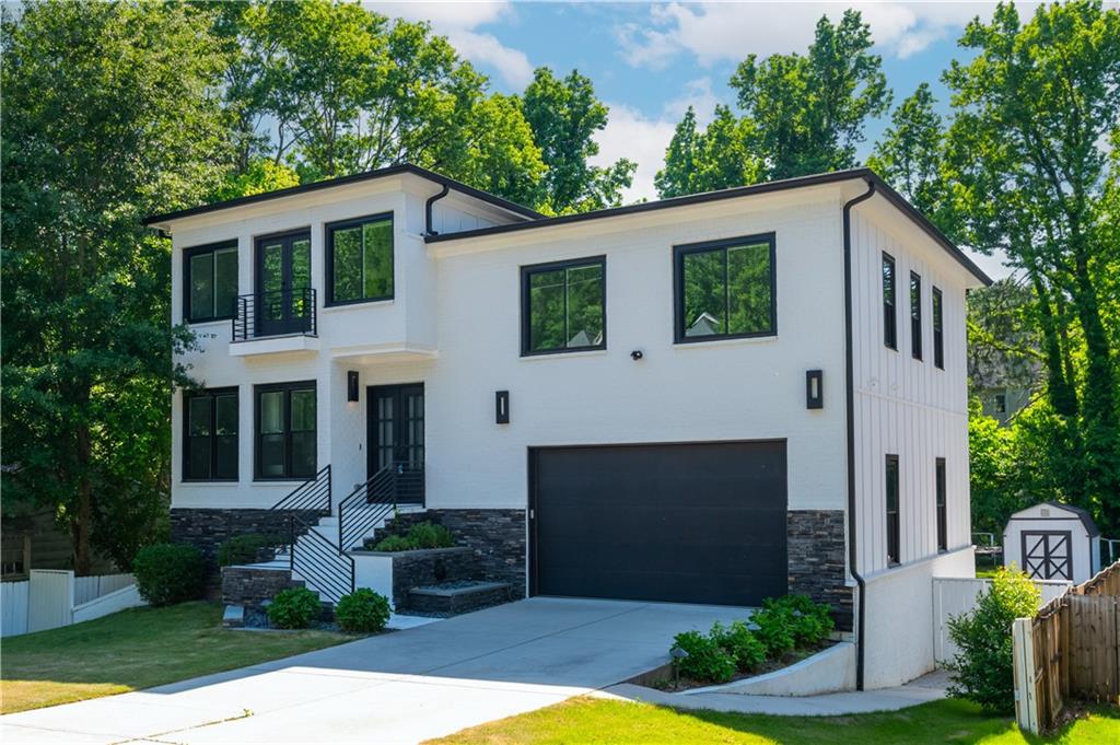 2804 Skyland Drive Property Photo 1