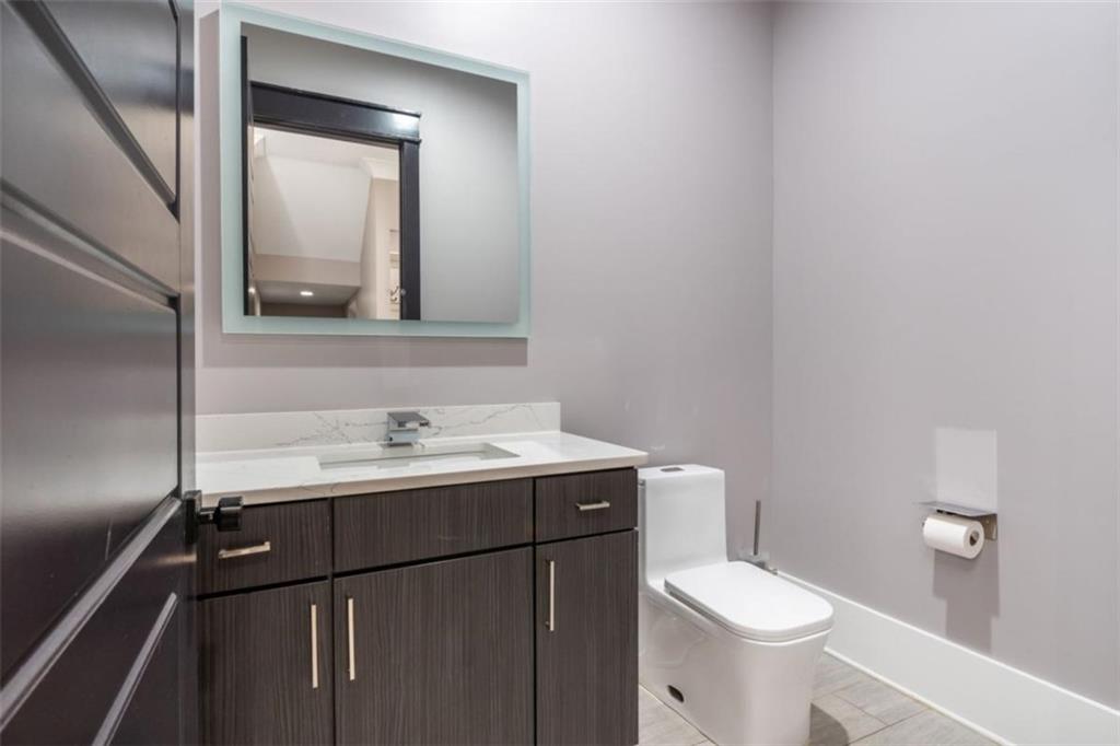 2804 Skyland Drive Property Photo 26