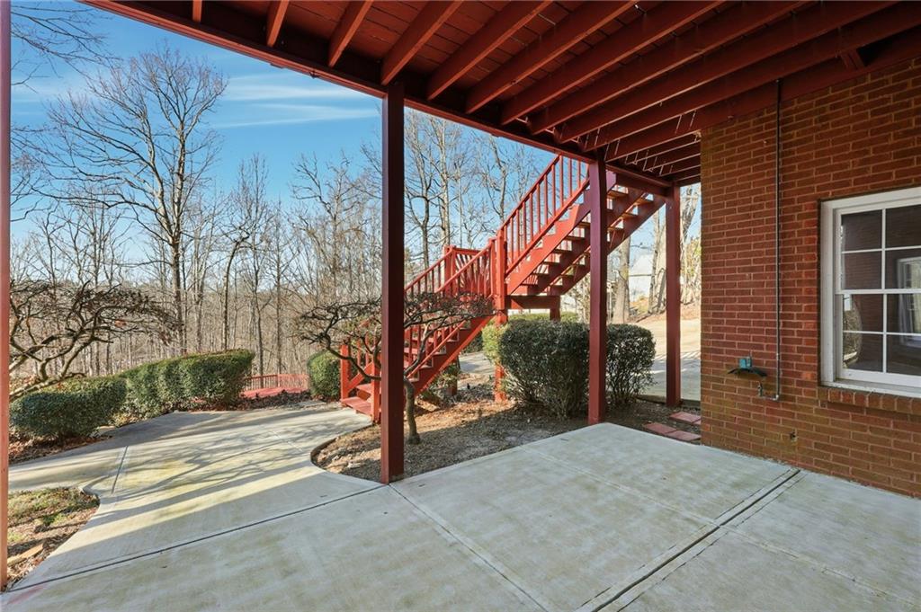 2857 Bridgeview Drive Property Photo 7