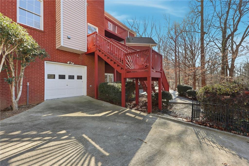 2857 Bridgeview Drive Property Photo 9