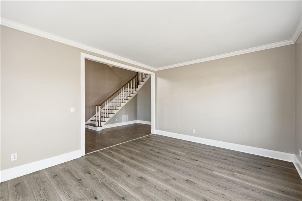 2857 Bridgeview Drive Property Photo 18
