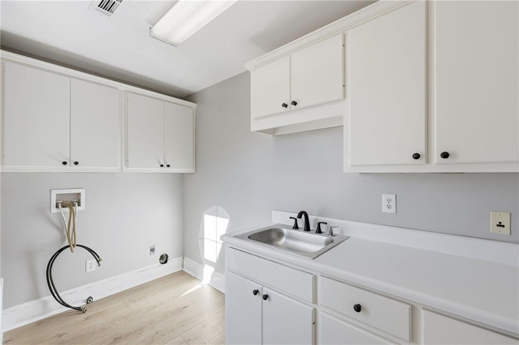 2857 Bridgeview Drive Property Photo 38