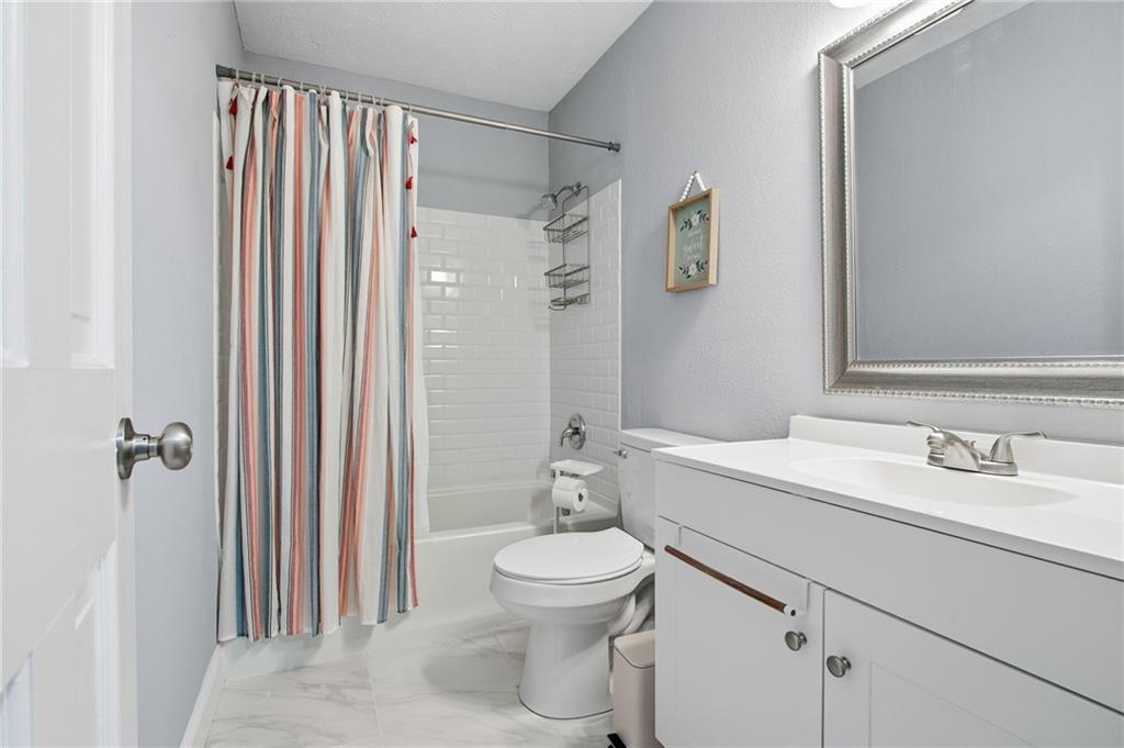 4170 Applegate Way Property Photo 21