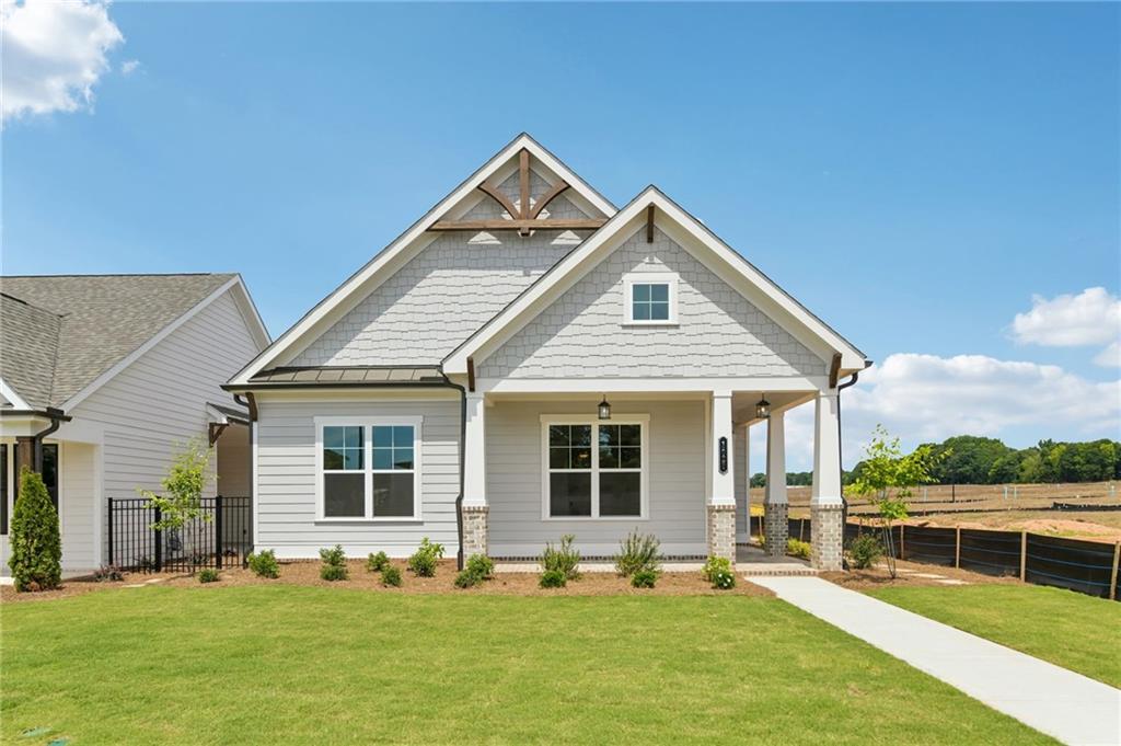 1028 Eastman Court Property Photo 1