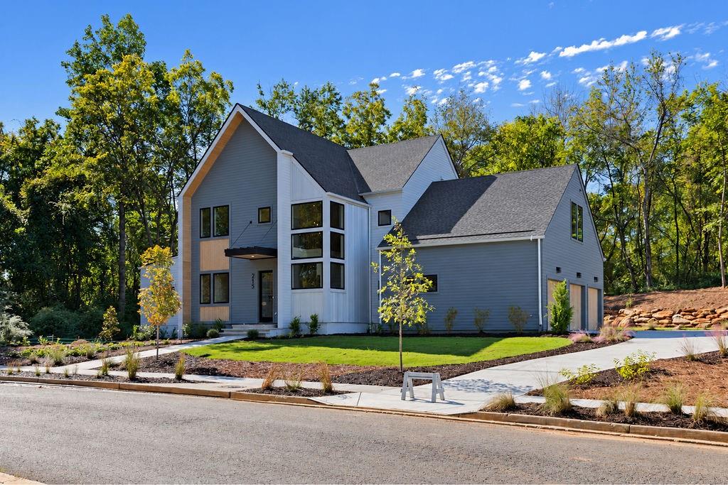 215 Winterberry Way Property Photo 1