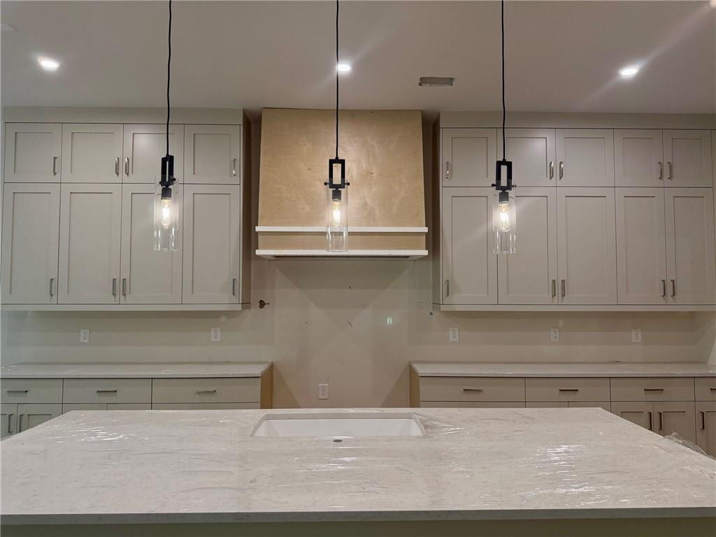 215 Winterberry Way Property Photo 18