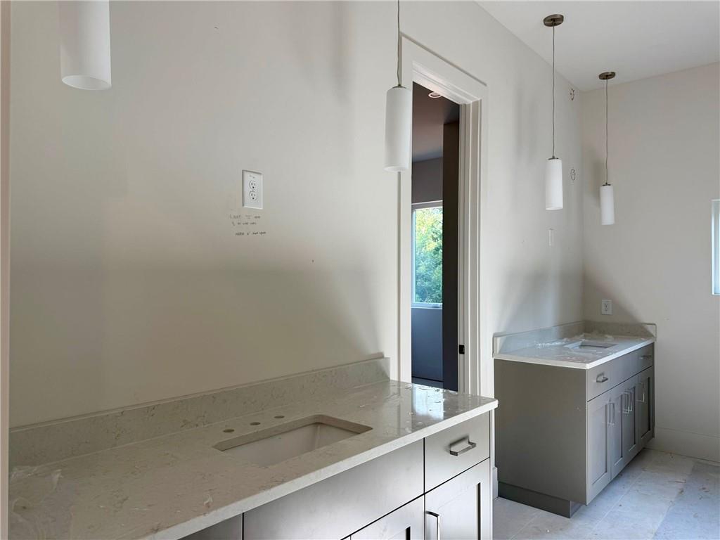 215 Winterberry Way Property Photo 35