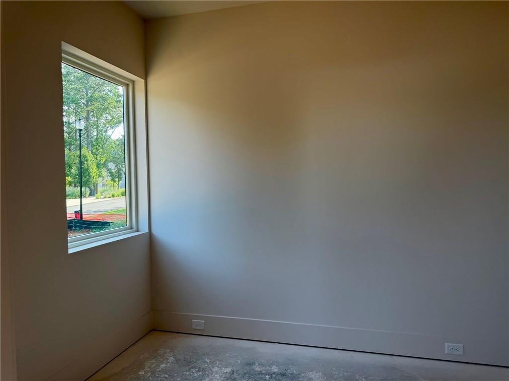 215 Winterberry Way Property Photo 39