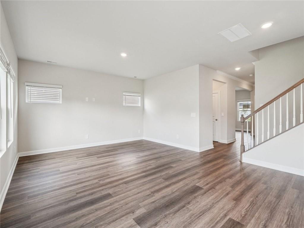 102 Proust Property Photo 8