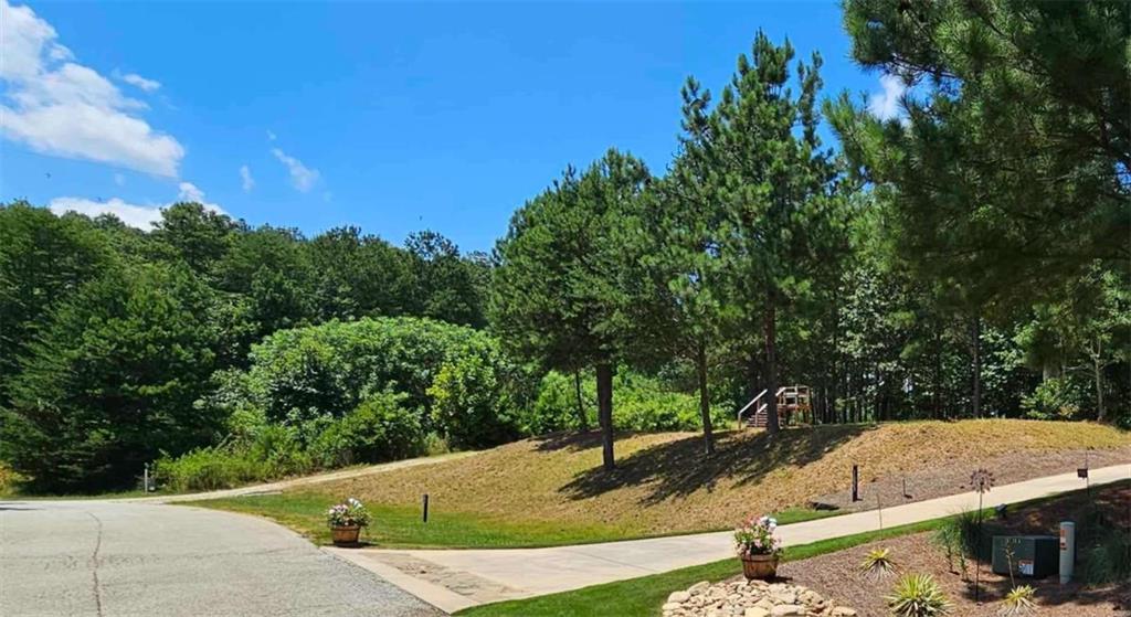 915 N Edgewater Trail N Property Photo 1