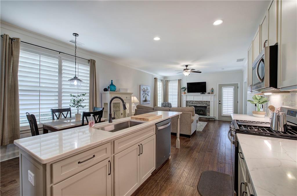 6 Encore Lane Property Photo 7