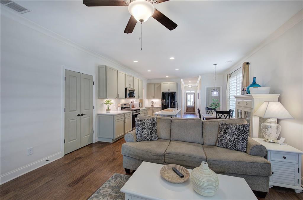 6 Encore Lane Property Photo 12
