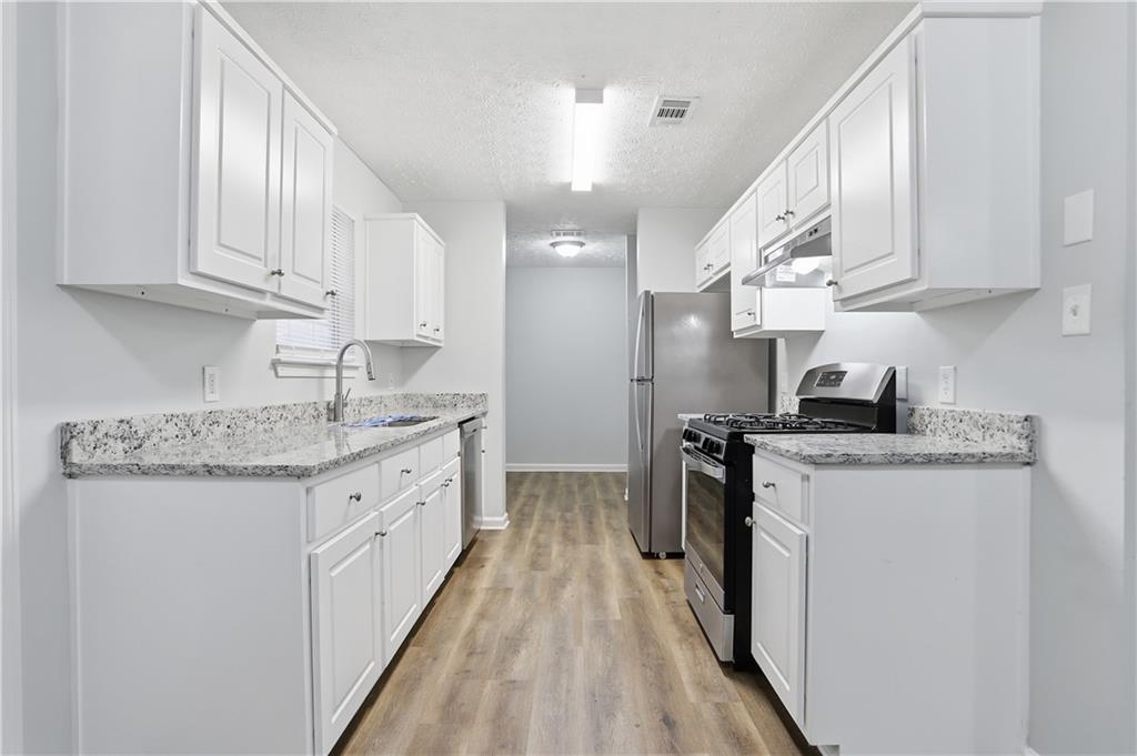 11066 Shannon Circle Property Photo 5