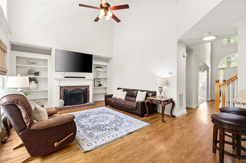 4425 Woodside Court Property Photo 17