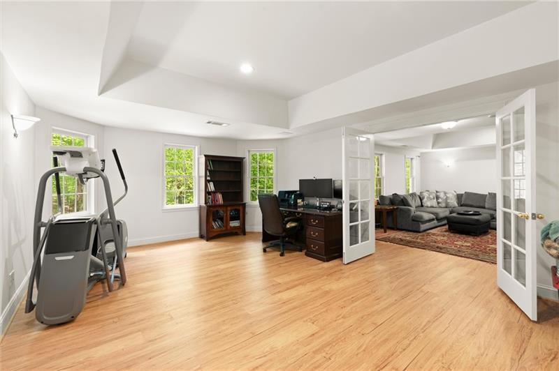 4425 Woodside Court Property Photo 33