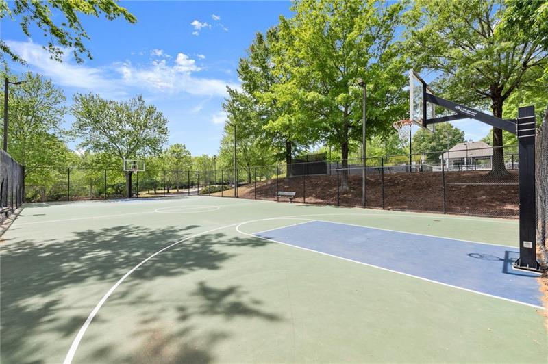 4425 Woodside Court Property Photo 47