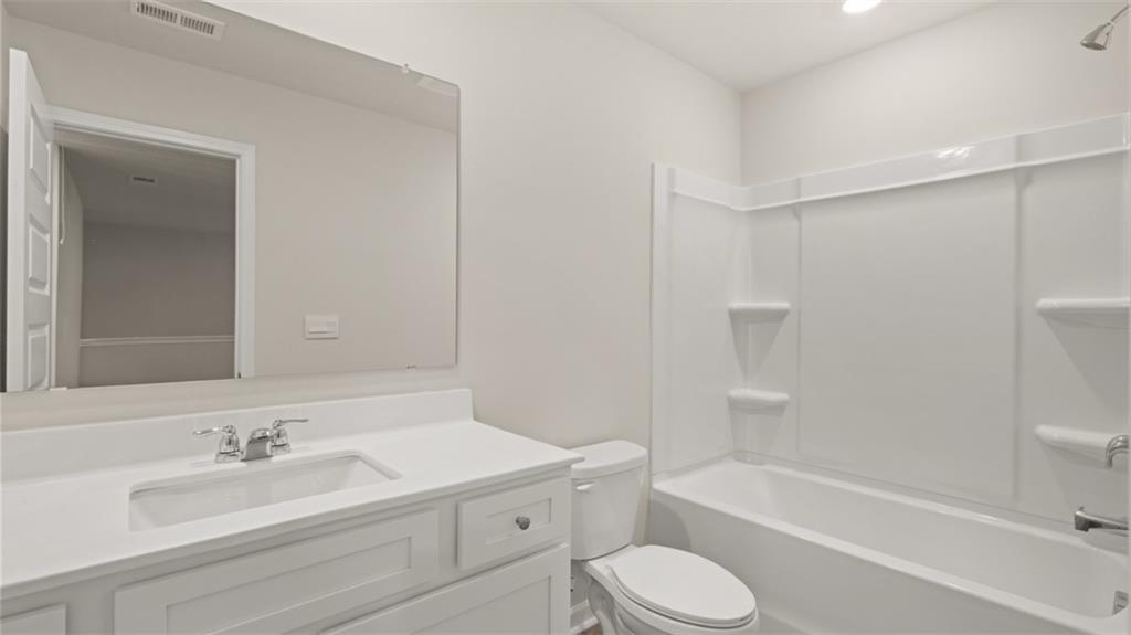 313 Tate Street Property Photo 29
