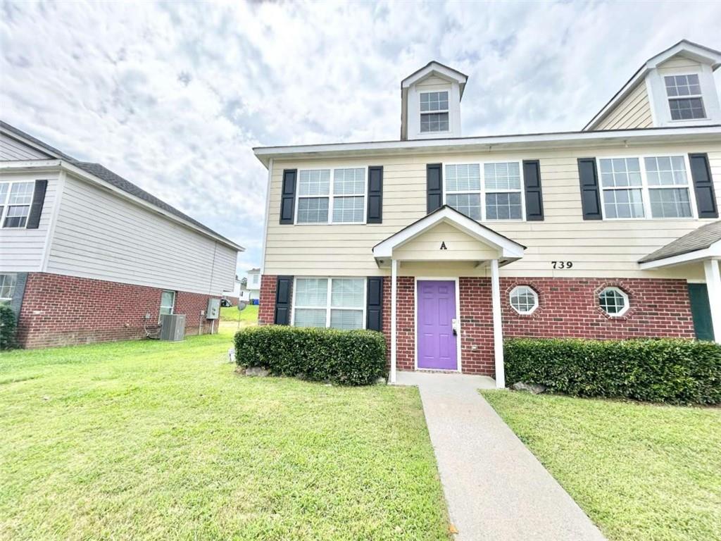 739 Wheel House Lane Unit A Property Photo 1