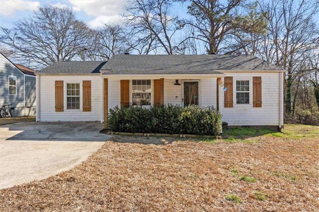 120 Adamson Drive Property Photo 1