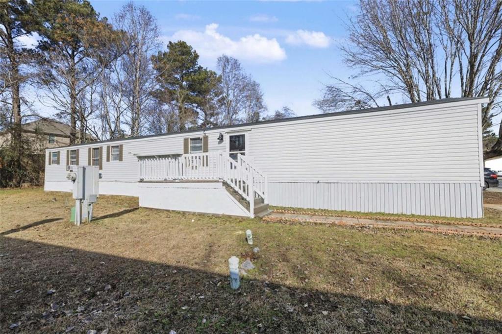 73 Lillian Circle Property Photo 1