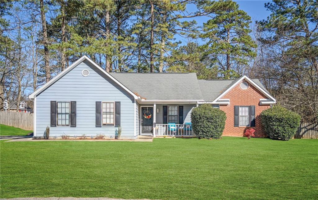 1528 Carriage Lane Property Photo 1